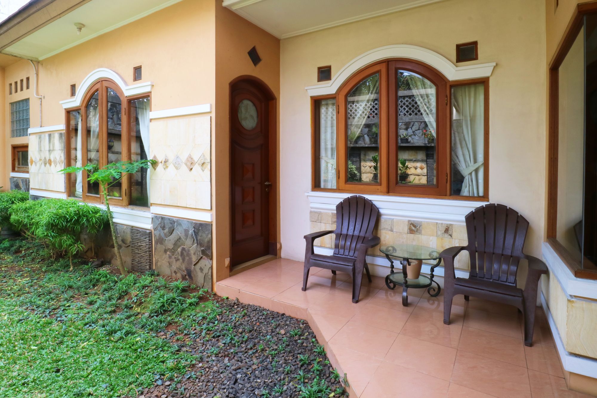 Maharani Guesthouse Tebet Syariah Dżakarta Zewnętrze zdjęcie